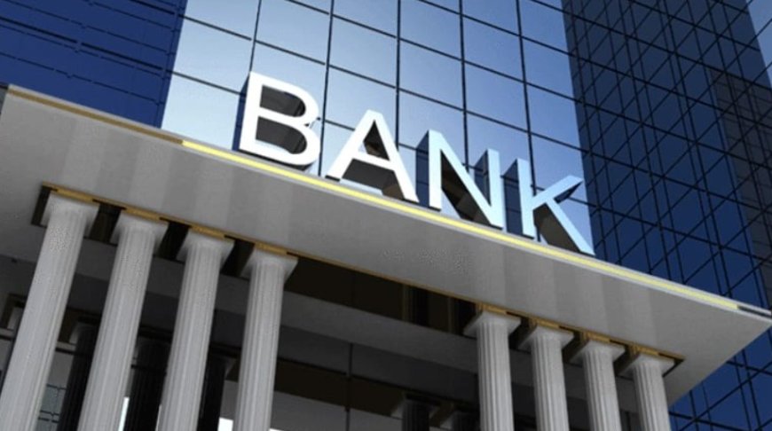 Was bedeutet es, von einer Bank zu träumen? Deutungen zu Geld, Erinnerung und Veränderung