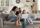 Digitale Gefahren in den Sommerferien: So schützen Eltern ihre Kinder